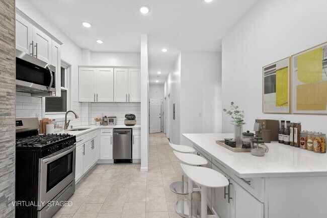 Building Photo - 17 Fulton Ave