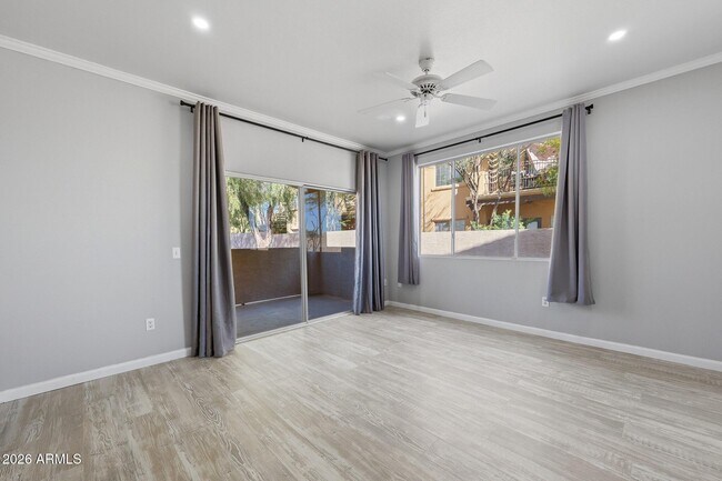 Building Photo - 16013 S Desert Foothills Pkwy