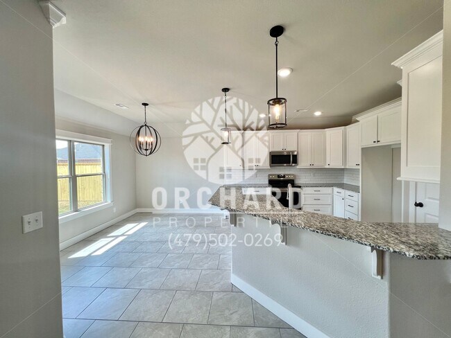 Building Photo - Tontitown- Single Family Home- Beautiful Wellington Plan- 9 Month Lease