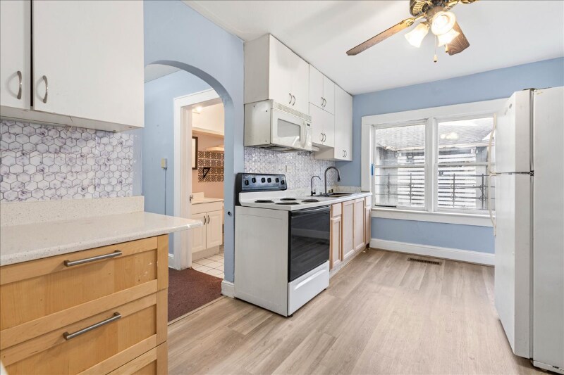 Building Photo - 469 10th St NW