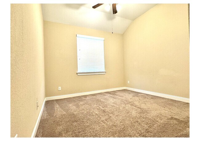 Building Photo - 27034 Triana River Cir