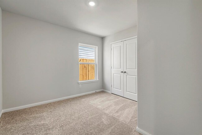 Building Photo - 8124 Sunberry Shadow Dr