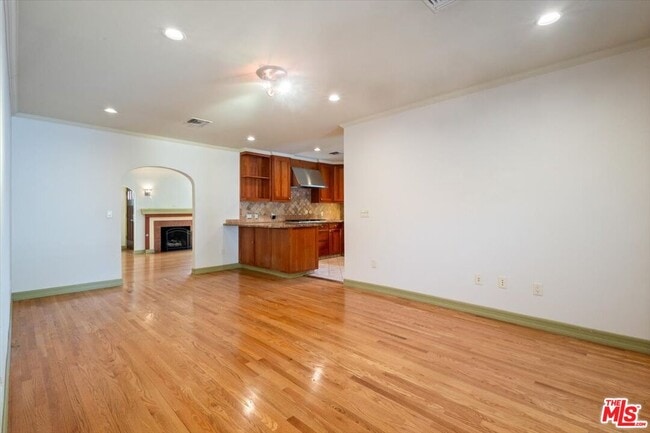Building Photo - 4385 Camellia Ave