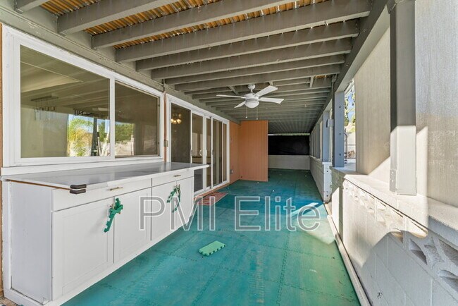 Building Photo - 29160 Flowerpark Dr