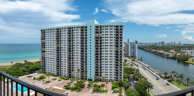 Building Photo - 1201 S Ocean Dr