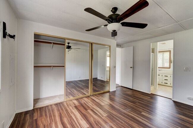 Building Photo - 3 Bed  2 Bath Pet Friendly Home