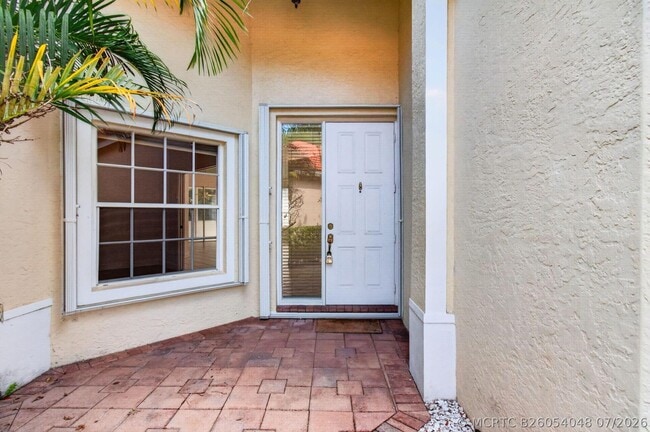 Building Photo - 5225 Brookview Dr