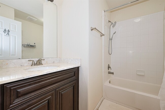 Building Photo - 3327 Bluebird Park Ln