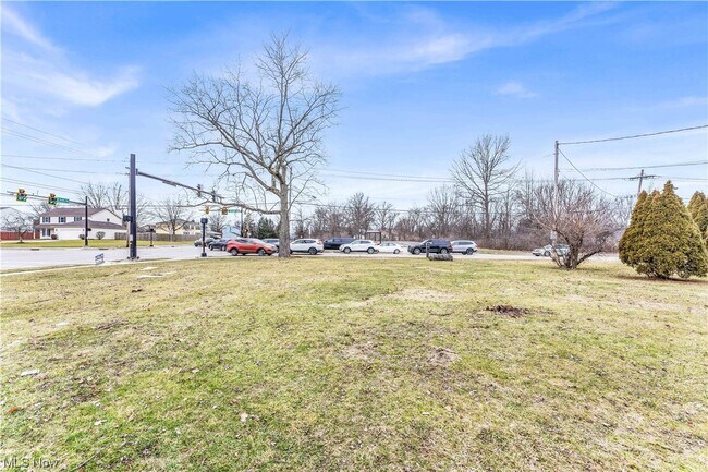 Building Photo - 17575 Howe Rd