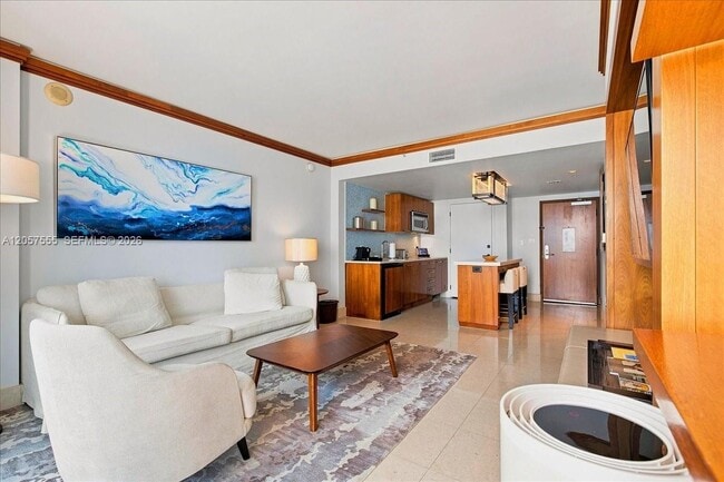 Building Photo - 6801 Collins Ave