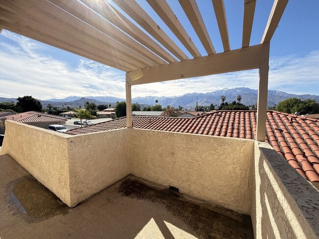 Building Photo - COMING SOON!! 3 Bedroom 2 Bathroom Upper Level Unit in Cathedral City!