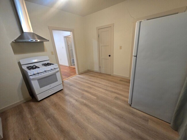 Building Photo - Wonderful in Waco!