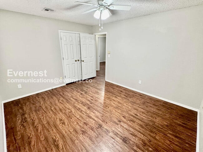 Building Photo - 30166 East 149th St S