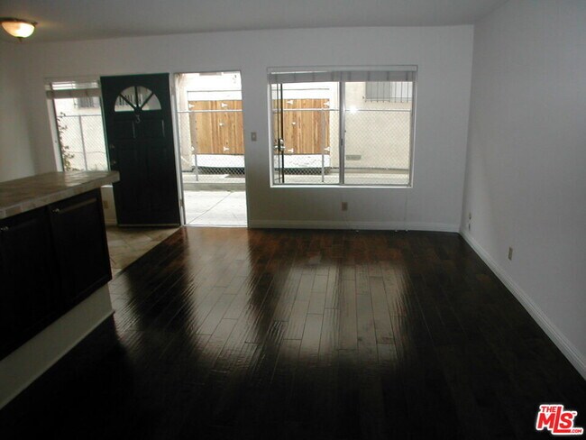 Building Photo - 3745 Keystone Av