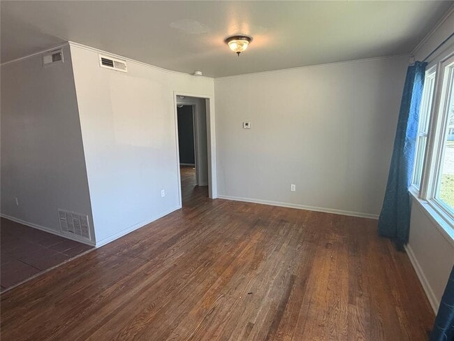 Building Photo - 3929 NW 32nd St