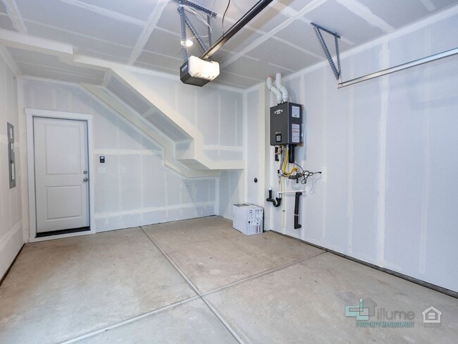 Building Photo - 3675 SW 209th Ave