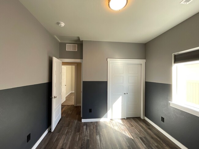 Building Photo - Newly Built 3 Bedroom Home w/ Hardwood Flo...