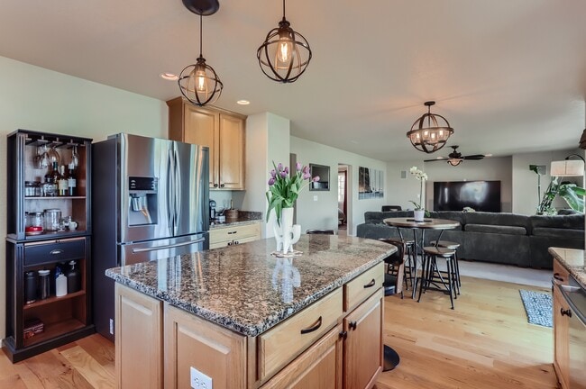 Building Photo - 5236 Malta St