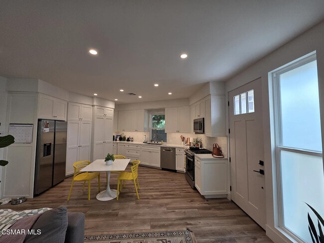 Building Photo - 2796 N Dalenhurst Pl