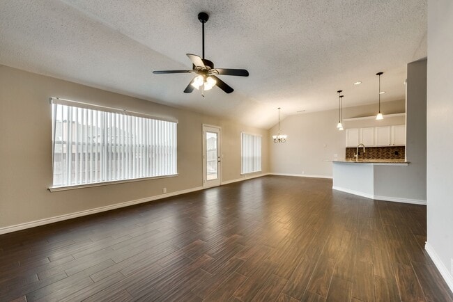 Building Photo - Beautiful custom Richardson Home!  Plano ISD