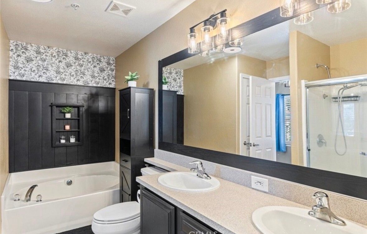 Building Photo - 331 Brotherton Gln