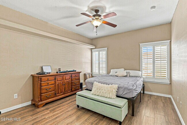 Building Photo - 13566 Emerald Coast Ln
