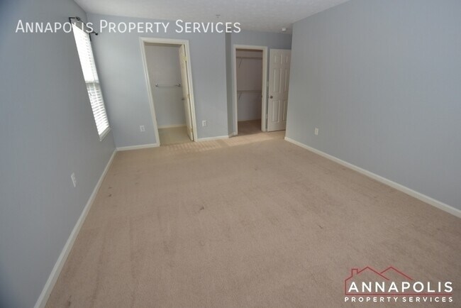 Building Photo - 694 Winding Stream Way
