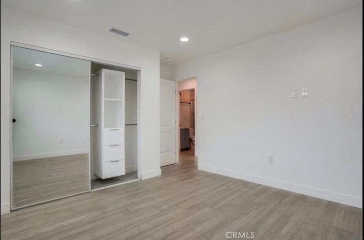 Building Photo - 15221 Ibex Ave