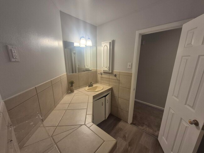 Building Photo - 5216 15th St