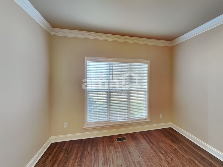 Building Photo - 2017 Keene Cir