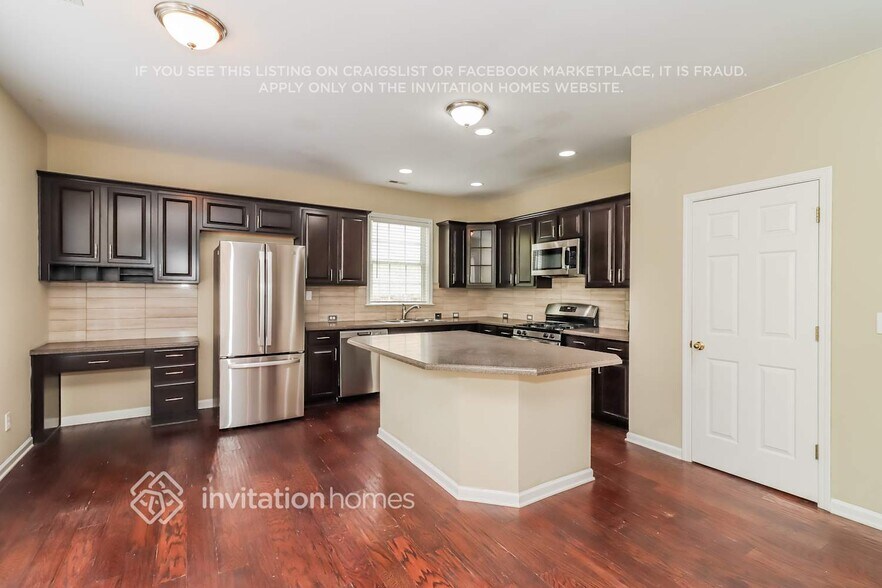 Building Photo - 4390 Split Creek Dr