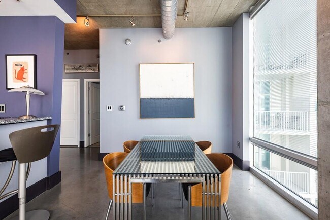 Building Photo - 943 Peachtree St NE