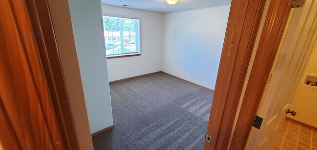 Building Photo - 2538 Char Circle Northwest