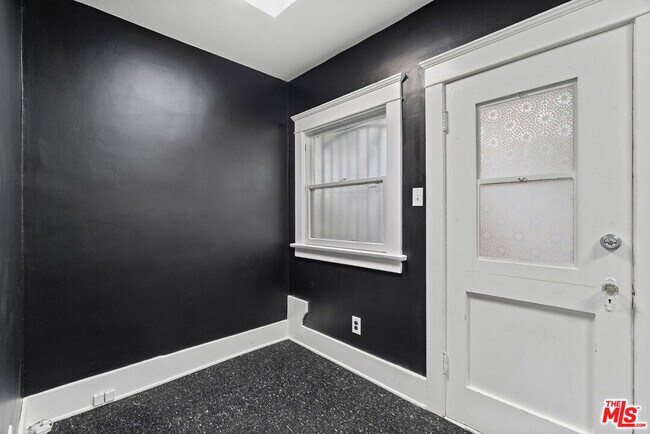 Building Photo - 1606 Andalusia Ave