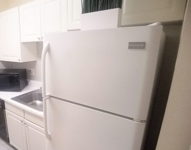 Building Photo - Cozy 1/1 Condo for rent at Wimbledon Park Close to Downtown Orlando.