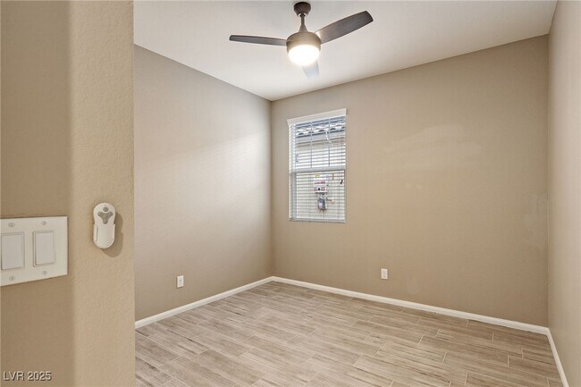 Building Photo - 2698 Frabiele St