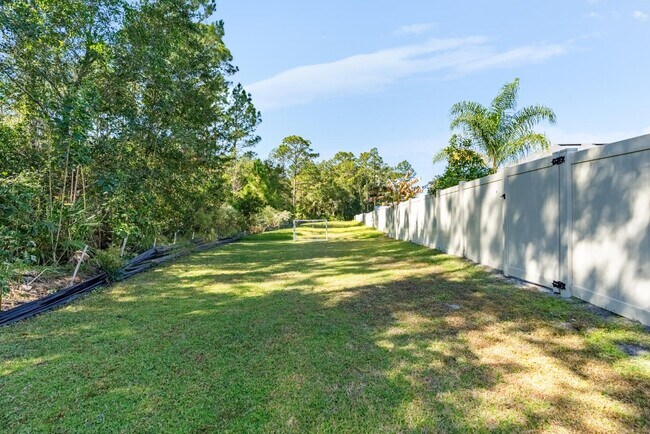 Building Photo - 454 Willow Lake Dr