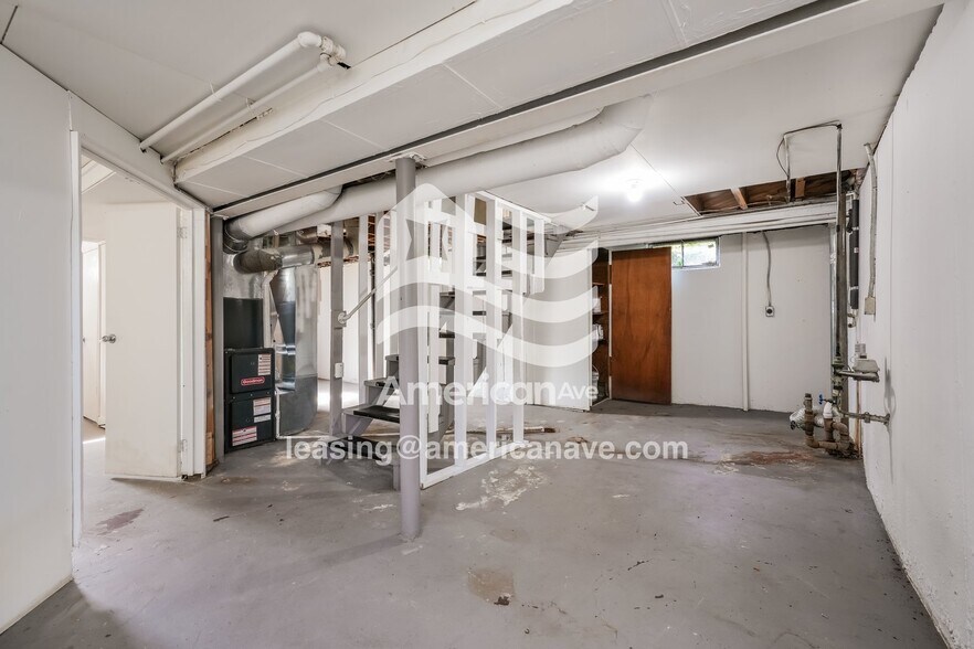 Building Photo - 1201 Clover St