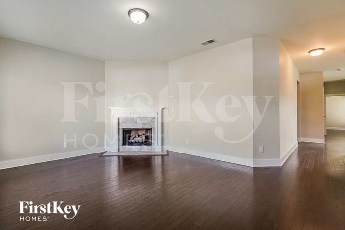Building Photo - 4889 Mountain Gap Dr