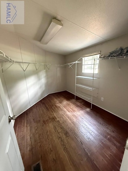 Building Photo - 106 Cravey Ln