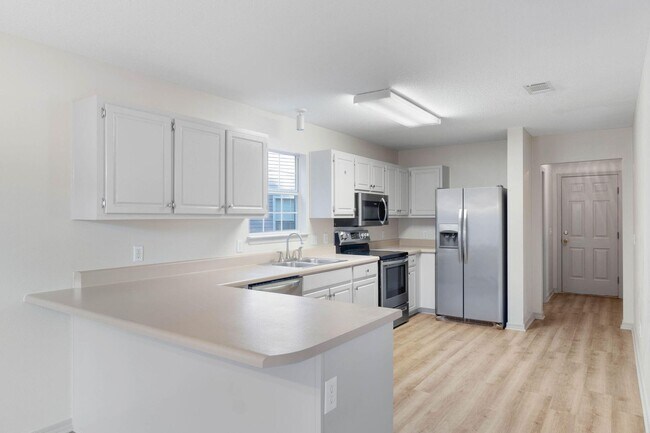 Building Photo - Turn-Key 3 Bed, 2.5 Bath Two-Story Home – ...