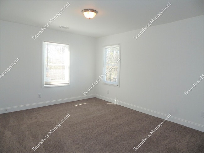 Building Photo - 395 Westchester Blvd NW