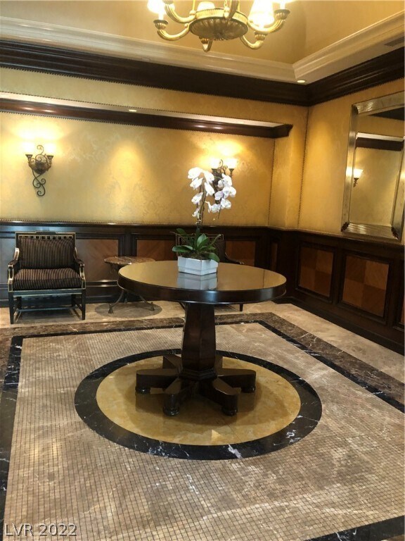 Building Photo - 2747 Paradise Rd