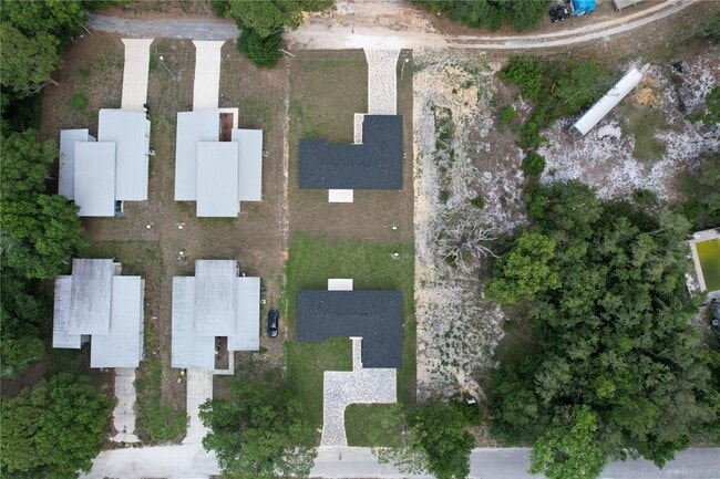 Building Photo - 2544 N Arrowhead Rd