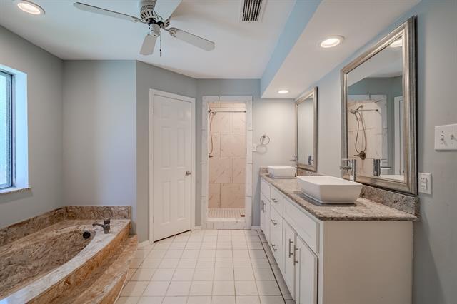 Building Photo - 2300 San Gabriel Dr