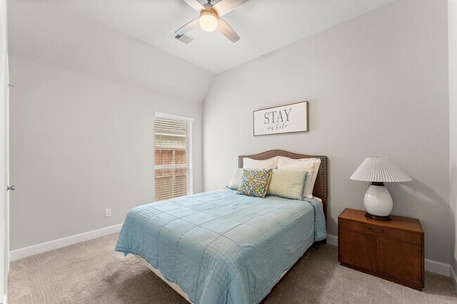 Building Photo - 27114 Sofia Forest Dr
