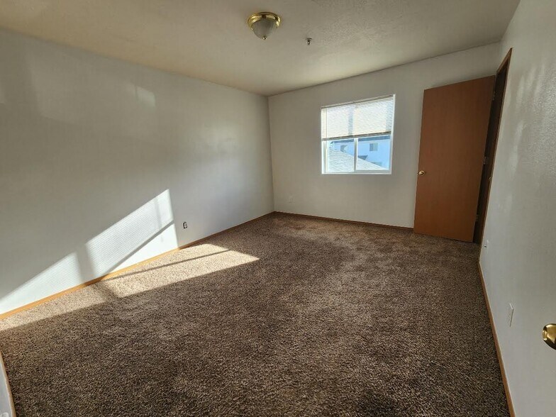 Building Photo - 311 N Handy St