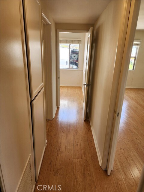 Building Photo - 3633 4th St