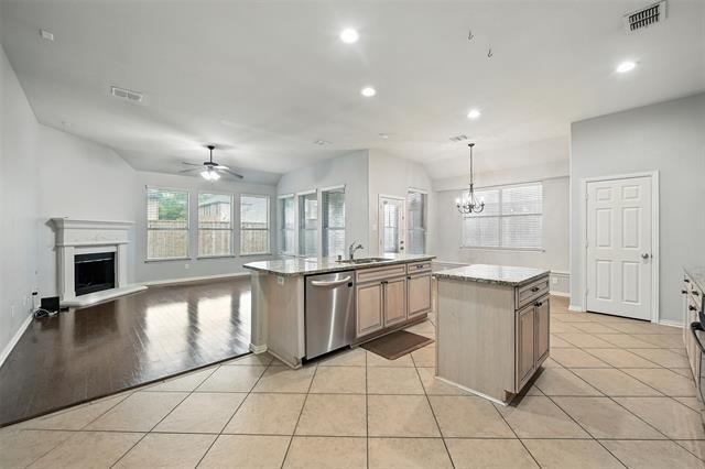Building Photo - 13349 Mondovi Dr