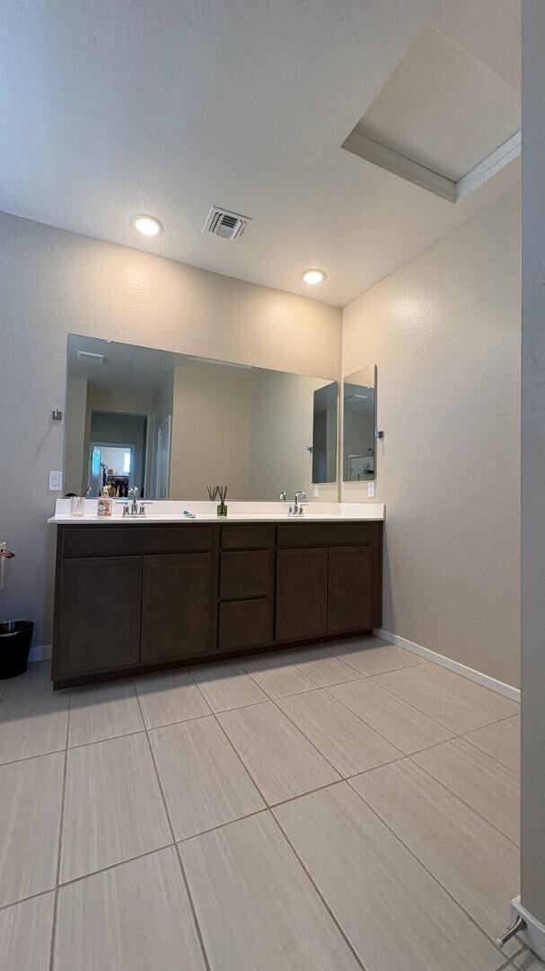 Building Photo - 17744 W Cassia Way